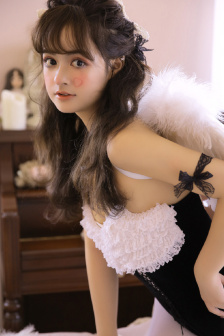 含苞欲放莞尔一笑180